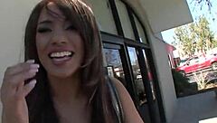 Babe Moans in Quickie Fucking Orgasm