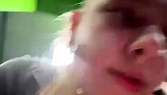 i saw this teen squirting extremely in the gym