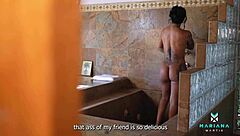 House Martix 2.0 Cap 6 shows Mariana Martix and Mariam Rodriguez in steamy bathroom lesbian play