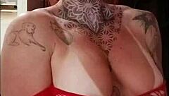 Tattooed Fitness Babe Dedicates Sensual Video To City Viewers On Red