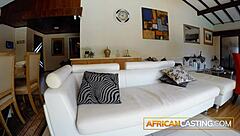 Bubble butt ebony babe aces blowjob at nude casting!