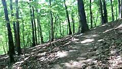 Clitlicker662在森林里疯狂！