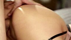 glam cougar works big dick with sucking and riding skills