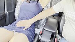 Car fun with office friend turns into creamy pussy licking