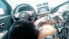 菲律宾妹子车上口交换出租车费