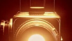 Priscila Belini 在公共场合裸体在动力伞上自慰？