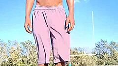 It's a good workout session in the dorm with cute amateurs.