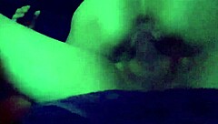 y si nos acompa�as a ver ricas pelis mientras memete la verga?