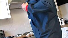 wow, fit blonde milf tia layne gives her juicy cunt to handymen!