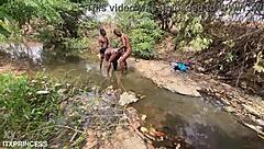 哟，我们轮流狗爬式干胖妹溪边爽翻！