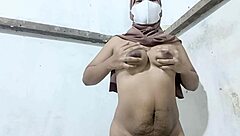 Beautiful woman is a teacher, and she knows how to fuck properly