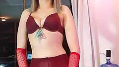 zaramontoyareal dedicates vid to victor with huge 60cm dildo play... wow! 😱