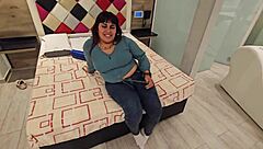 Single Argentine mother teaches us her skills