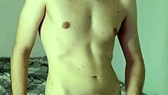 Smartphone masturbation and cum on webcam 😏