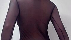 Cuckold wife experiences creampie in amateur scene