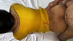 Indian stepmom squirts from licking!