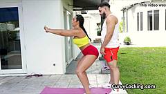 Curvy Kiki deepthroats and gets fucked hard after intense workout in spandex