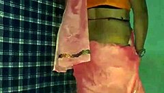 Hot shemale performs intense mujra dance in saree