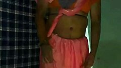 Hot shemale performs intense mujra dance in saree