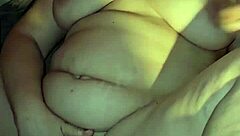 Horny MILF with nice body gets creampied by an old hang