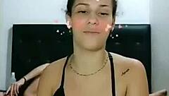 A sexy Venezuelan girl gets fucked in Colombia