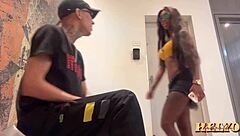 A Maloqueira Came to Collect Debt and I Paid by Eating Her Big Pussy