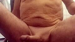 chris performs in casual cam show