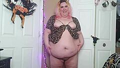 Desperate BBW Masturbates To Orgasm In Sun Dress?