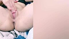 Novinha Ayumi Masturbates Vigorously While Smoking, Friend Watches Girlfriend Cum Hard