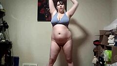 Chubby Slut With Blue Eyes Dances Pantsless In Hiit Workout Using Vibrator