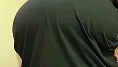 i love huge titty sarah, she's so big and fat