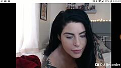 I like the way she twerk