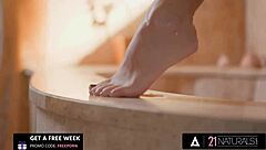 Sexy lena coxx wants ass fucked