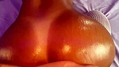 Peguei A Coelhinha Putinha E Apresentei Minha Cenoura Pra Ela - Completo No Red