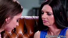 Wow, Stepdaughter Riley Reid Licks Mindi Mink's Pussy!