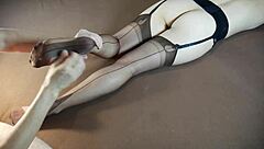 Horny Milf In Stockings Gets Soles Massaged