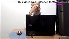 Cleaning lady sucks doctor in office