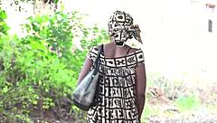 Traditional love with village doctor, can't get wet for months.