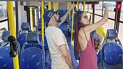 女学生公交车上老头狠操