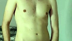 Amateur masturbates and cums on webcam in bedroom