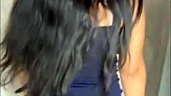 I offer money to this venezuelan girl so she lets me fuck her in public, it's so exciting!