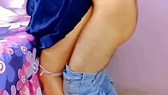 despues de convencerla, me dio su culito en vacaciones caseras