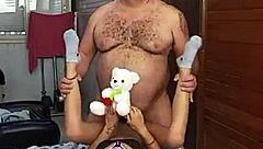 Young girl desires an old man for passionate encounter with muscular bodybuilder