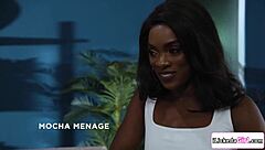 Ebony MILF lesbians lick white stepdaughter's pussy in threesome?