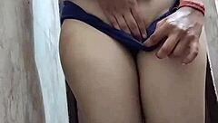 Is Riya Thakur Bathing For Her Boyfriend's Video?