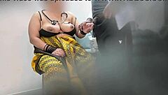 doctor takes advantage of patient in clinic 😏🏥