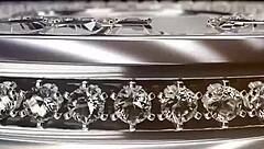 巨乳女大学生Hailey Rose被Rome Major操逼射精 – 她能承受吗？