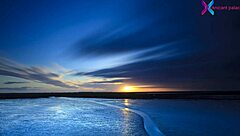 Muscular BBC Teases Thick Ebony Ass To Squirting Orgasm With Monster Cock