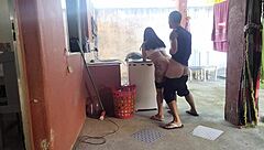 妻子离开后，丰满的拉丁女仆忍不住我的硬鸡巴