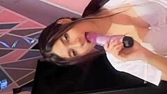 universitaria se roca con su dildo